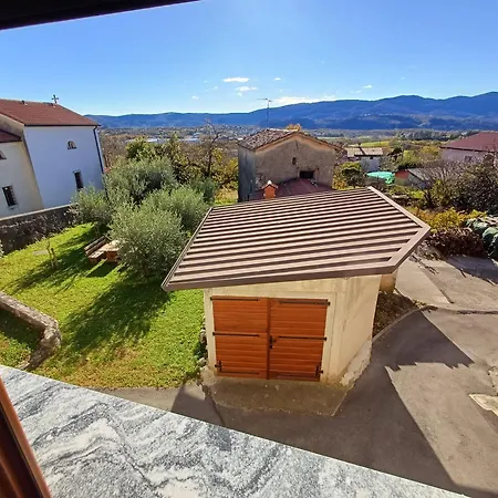 Apartmaji Tanto Malovse Crnice Exterior photo